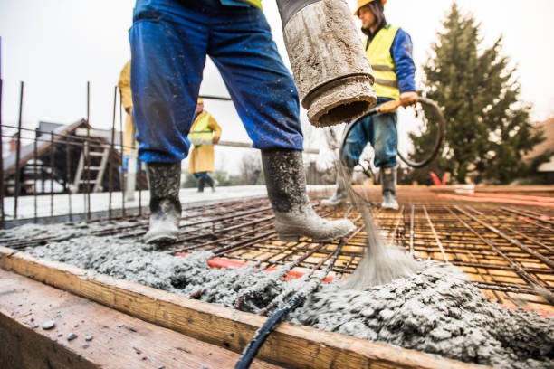 Best Concrete Crack Repair  in Iuka, MS